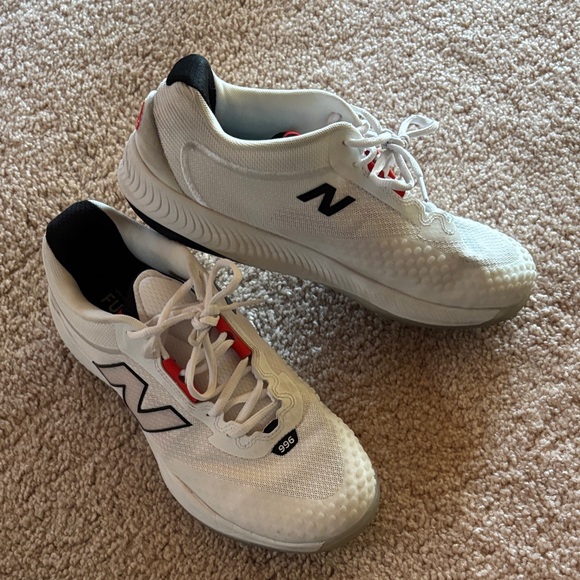 New Balance Shoes - New Balance White and Black Athletic Shoes